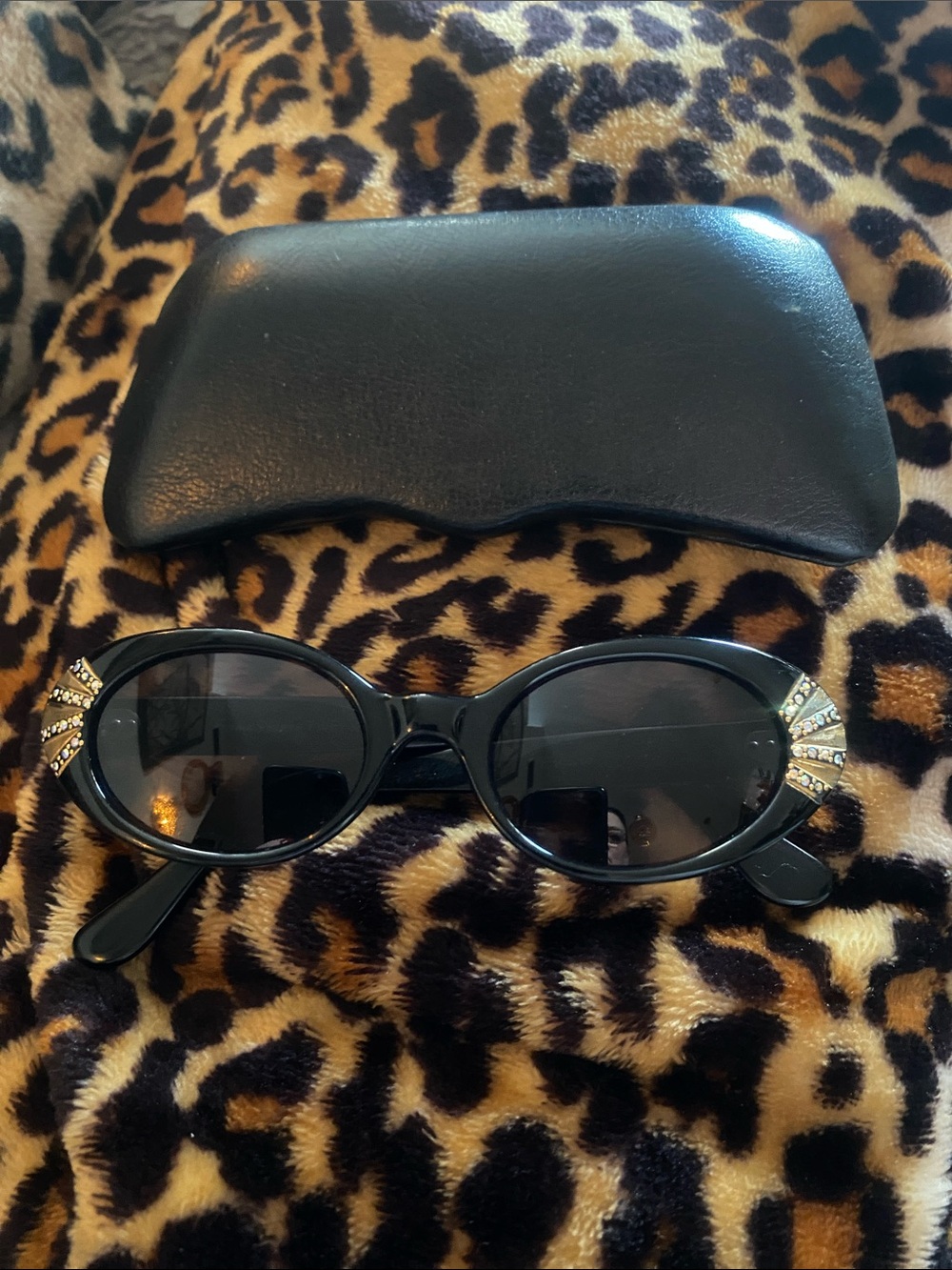 Frame France vintage cat eye Sunglasses with Crystal Accent